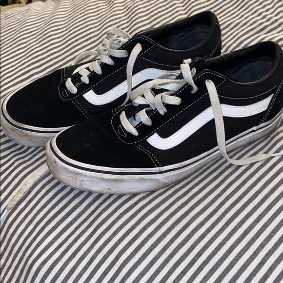 are vans shoes comfortable for walking